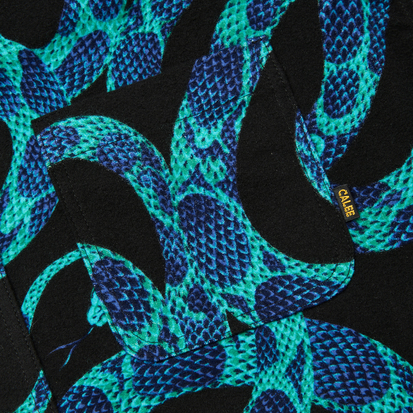 PRINT NEL L/S SH ＜SNAKE PATTERN＞