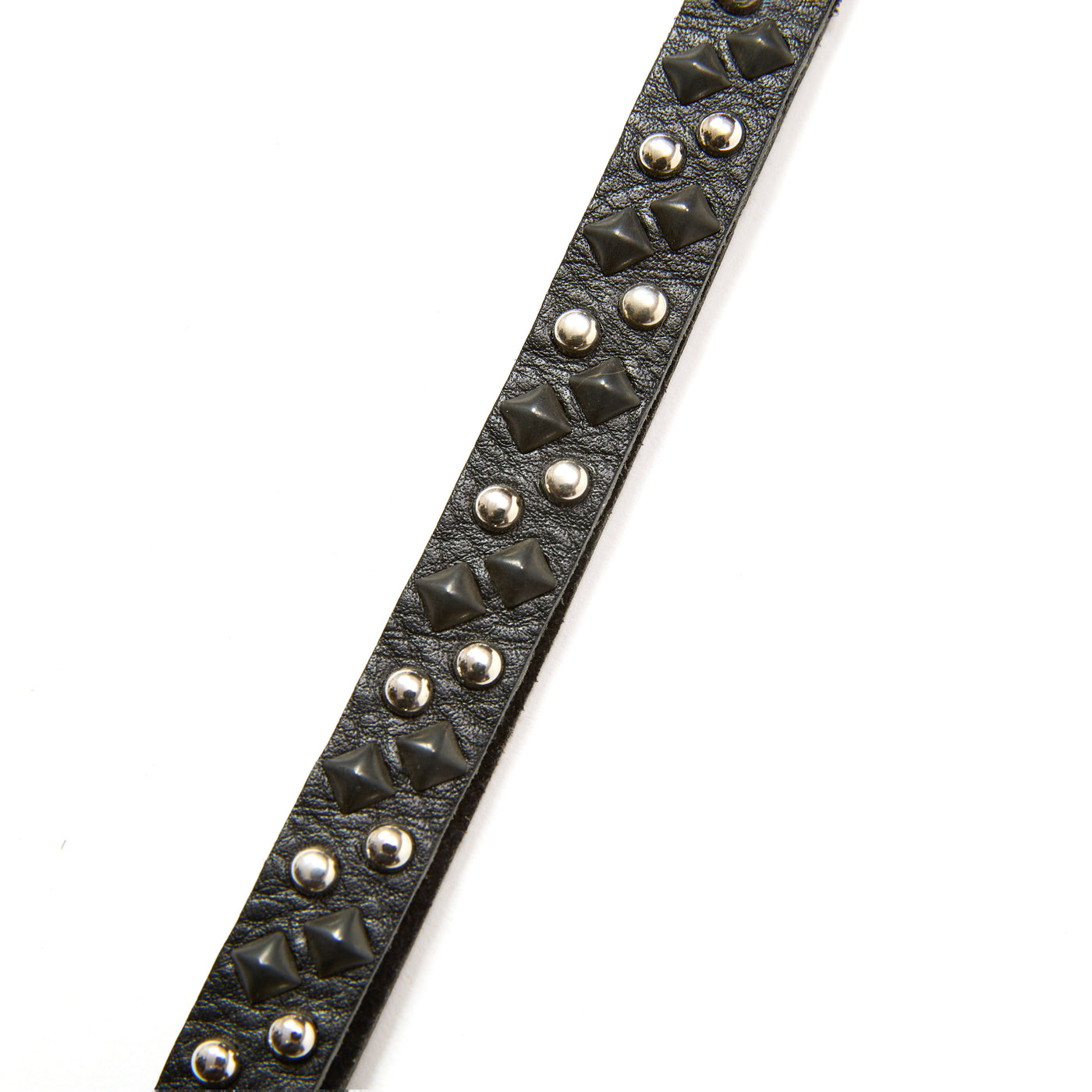 ROUND & PYRAMID STUDS LEATHER LONG KEY RING