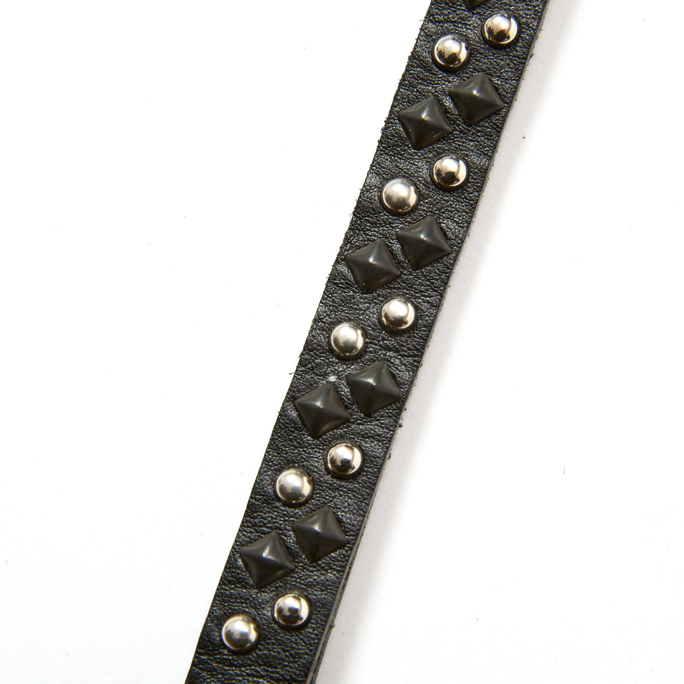 ROUND & PYRAMID STUDS LEATHER SHORT KEY RING