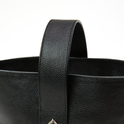 STUDS LEATHER BUCKET BAG