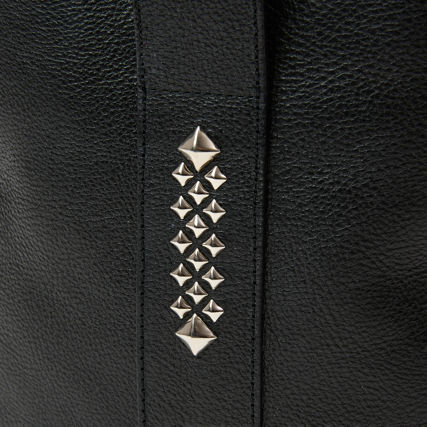 STUDS LEATHER BUCKET BAG