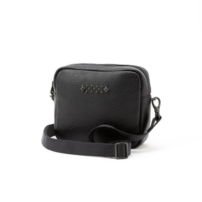 BLACK STUDS LEATHER SHOULDER BAG ＜EXCLUSIVE＞