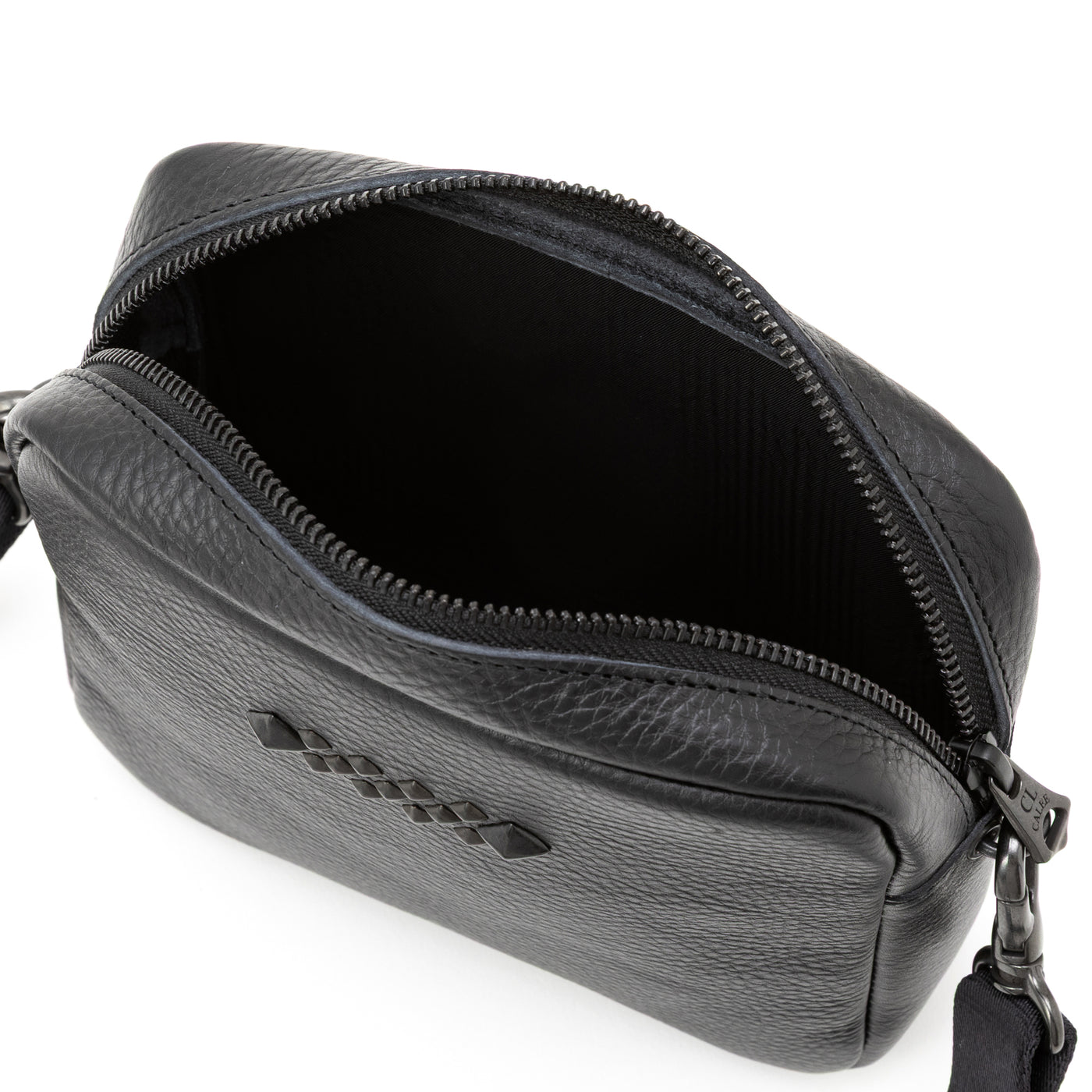 BLACK STUDS LEATHER SHOULDER BAG ＜EXCLUSIVE＞