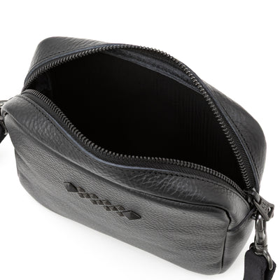 BLACK STUDS LEATHER SHOULDER BAG ＜EXCLUSIVE＞