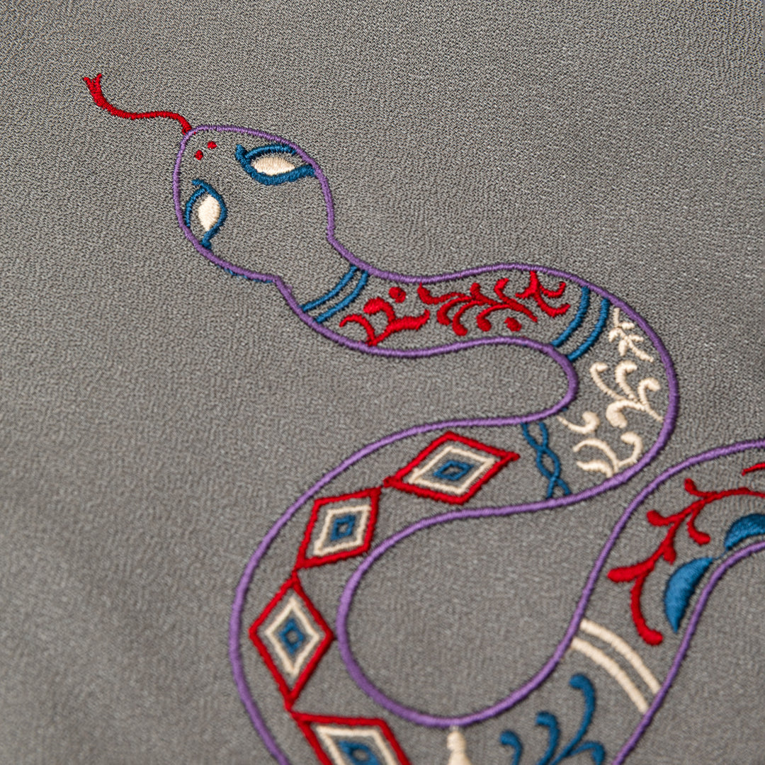 EMBROIDERY SNAKE S/S SH – CALEE ONLINE STORE