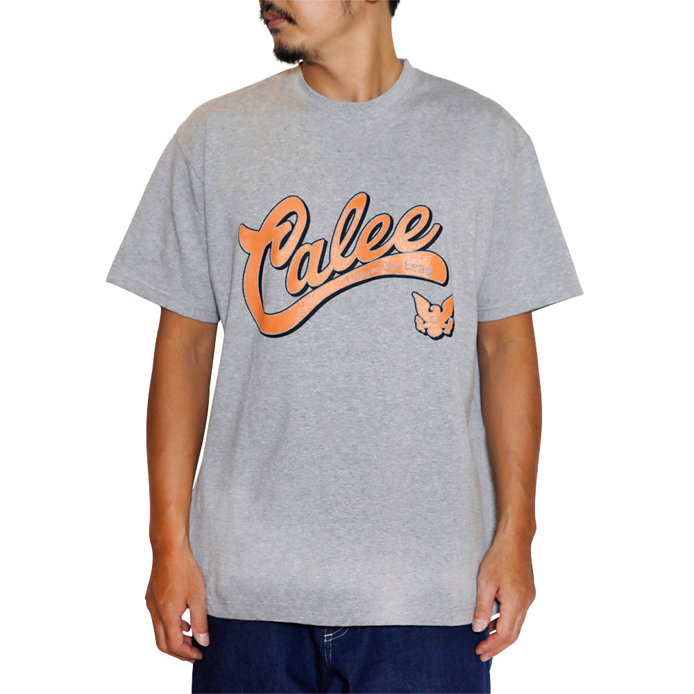 STRETCH CALEE COLLAGE LOGO TEE