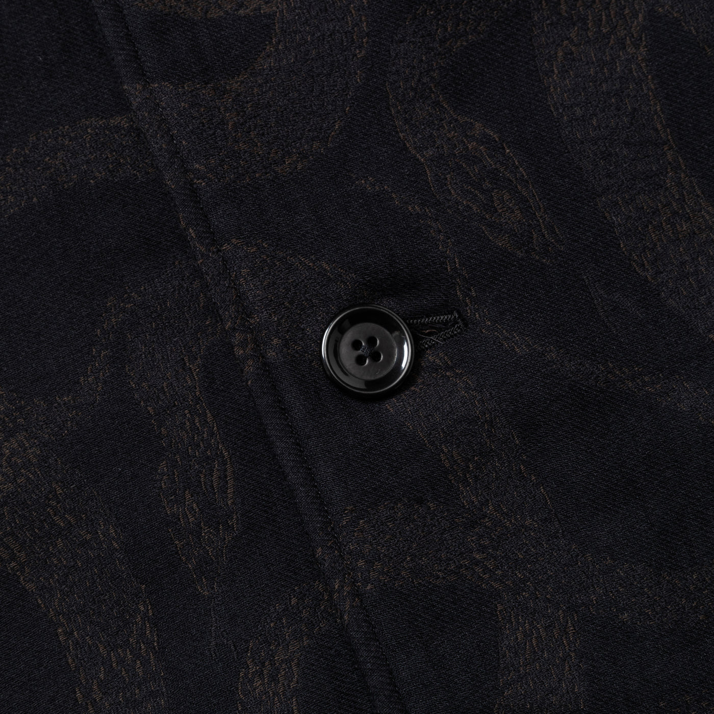 JACQUARD HALF COAT ＜SNAKE PATTERN＞