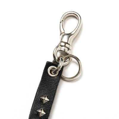 STUDS & KNITTING LEATHER SHORT KEY RING