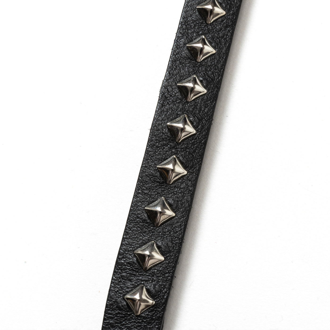 STUDS & KNITTING LEATHER SHORT KEY RING