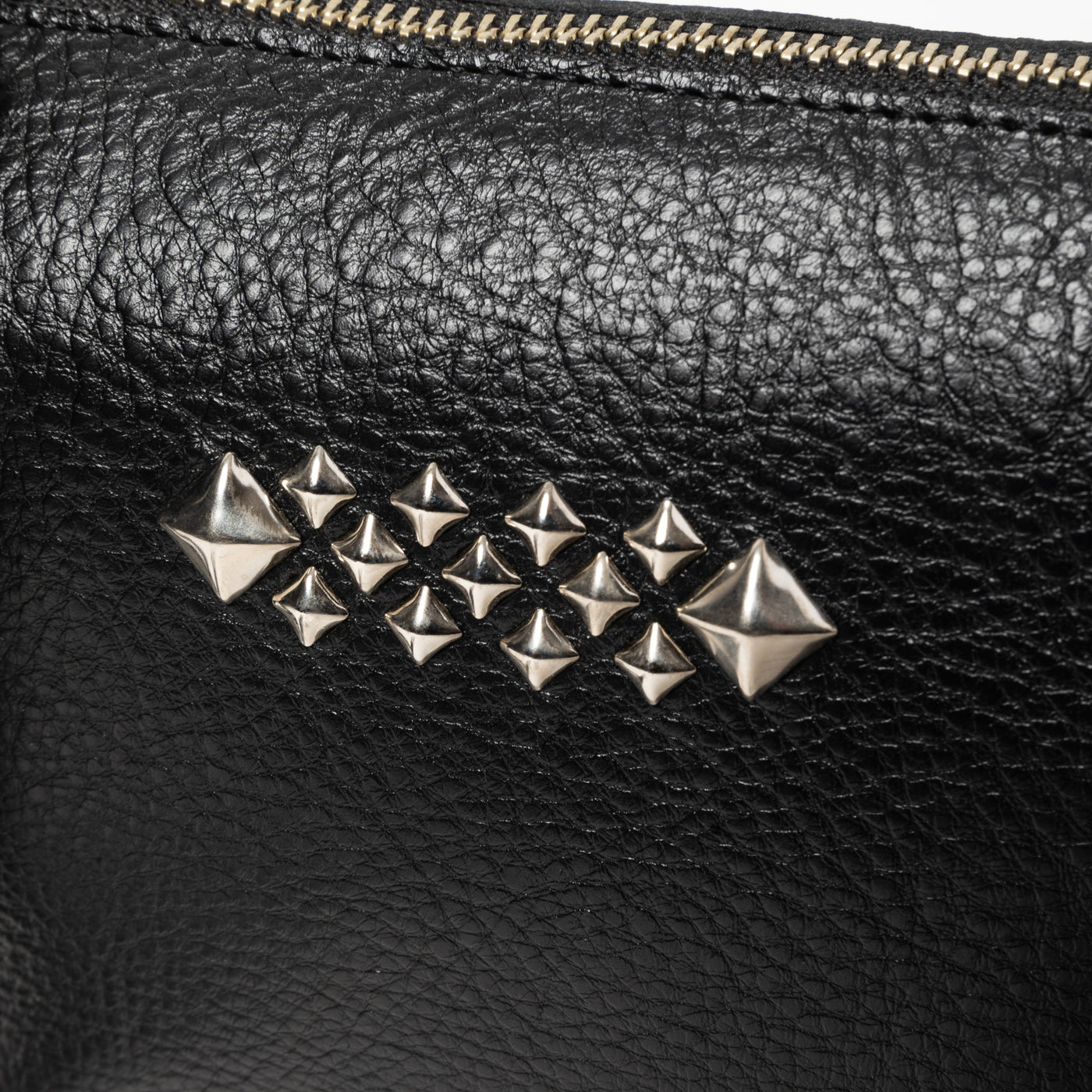 STUDS LEATHER MULTI POUCH